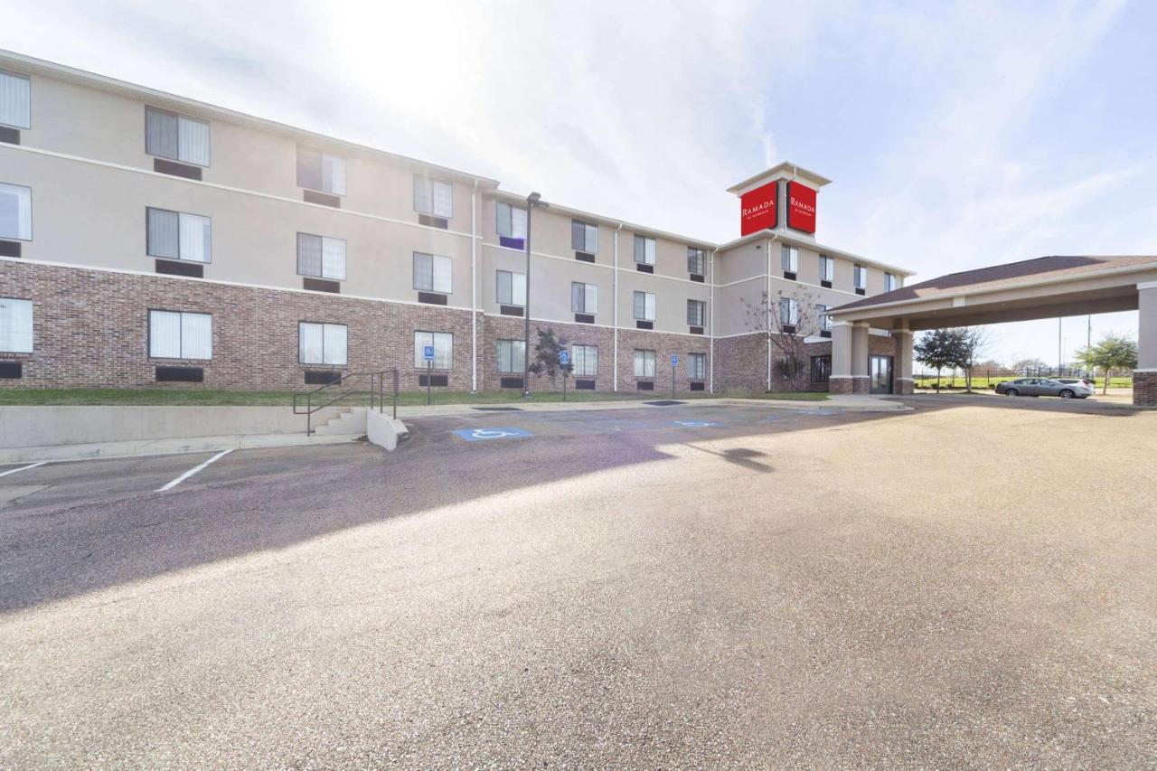 Ramada By Wyndham Jackson Ms Hotell Exteriör bild