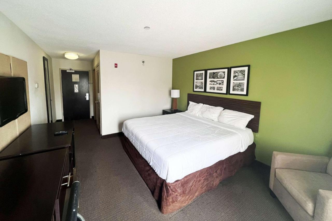 Ramada By Wyndham Jackson Ms Hotell Exteriör bild